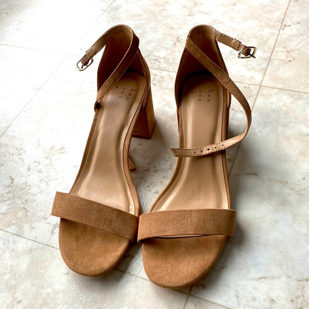 A New Day Nude Heels - Size 8
